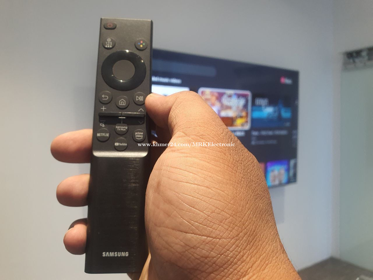 Samsung 85” 85U8000F 2025 AI Crystal 4K Original