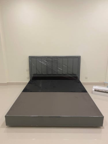 គ្រែស្បែក 1.8m
