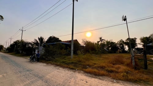 ដីលក់តម្រូវធូរ នៅជិតផ្លូវជាតិលេខ3 ជាប្រភេទដីភូមិ