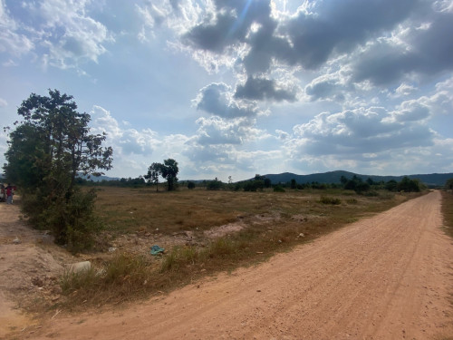 ដីល្អជាប់ផ្លូវ 6$