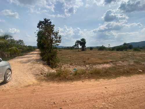 ដីល្អជាប់ផ្លូវ 6$