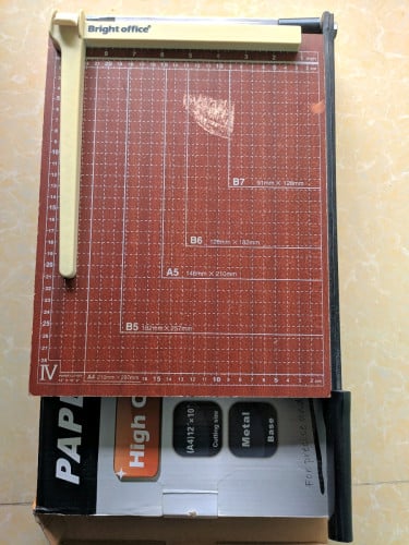 ប្រដាប់កាត់ក្រដាស Paper Cutter