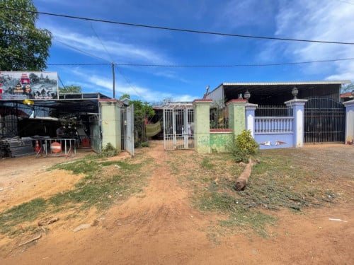 🏦House Available for Urgent Sale at a Special Price (Negotiable).