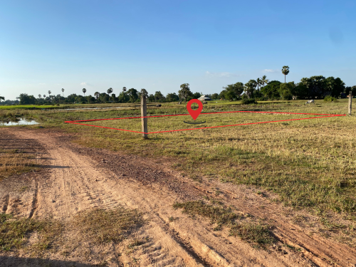 ដីលក់បន្ទាន់ ១០មx២០ម​ (ផ្លង់រឹង)