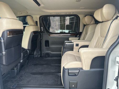 2021 TOYOTA GRANVIA Premium VIP