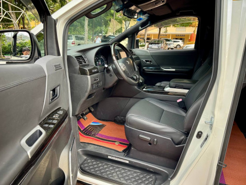 Alphard 2012 for Rent