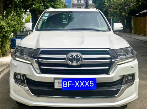 Land Cruiser 2019 G.X.R Grand Touring