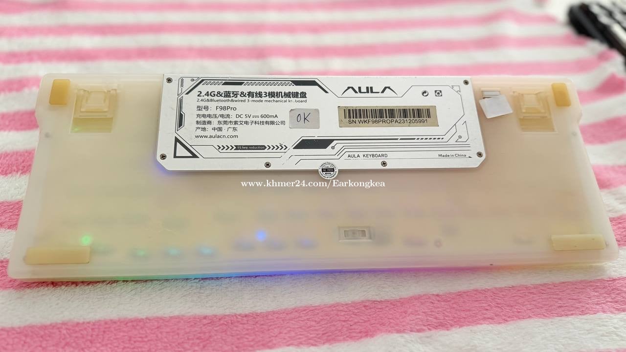 មានលក់ keyboard Bluetooth និង USB ស្អាតៗថ្មី99%តម្លៃសមរម្យ price $30.00 ...