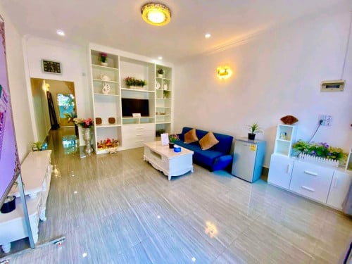 ផ្ទះថ្មីច្រឺងដាក់លក់បន្ទាន់