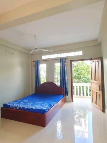 បន្ទប់ជាន់ទី1ជាន់លើ ម៉ាស៊ីនត្រជាក់ 85$/ខែ  ចង់មើលបន្ទប់សូមឆាតតាម  088 57 51 787