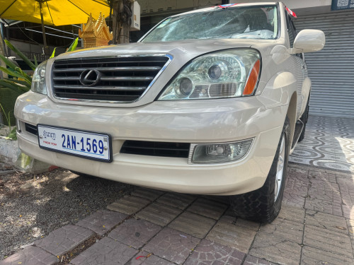ធានាថាថ្មីអត់បុកអត់ប៉ះអត់ប្តូរពណ៍ទឹកថ្នាំសុីន90% Lexus GX470ឆ្នាំ2003full