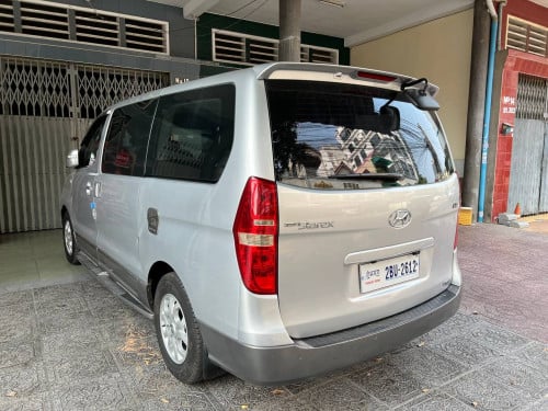 ឡានថ្មីសម្រាប់ជួល Car For Rent