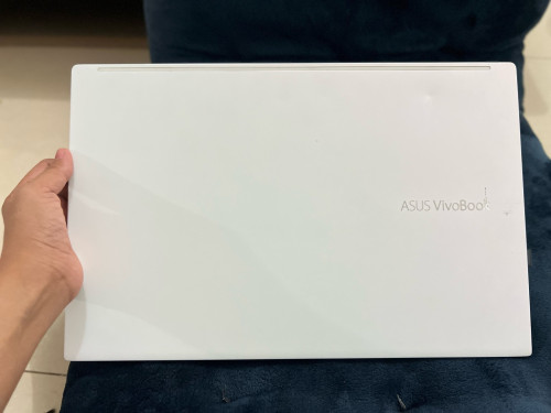 Asus vivobook S533EQ-BQ051T-white សម្រាប់អ្នកdesign ត្រូវ
