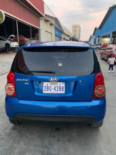 Kia Morning 09 full(បង់រំលស់)
