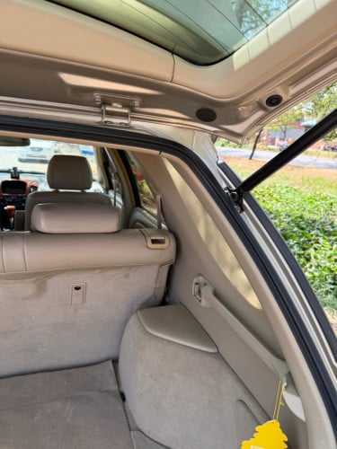 Lexus ឆ្នាំ2001 បុង2 (ហ្គាស់បិច)