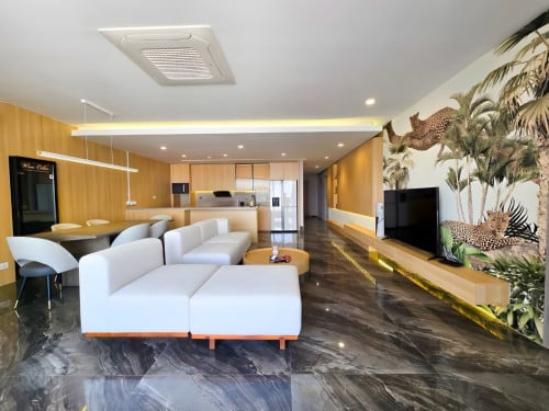 Luxury penthouse 4BR
