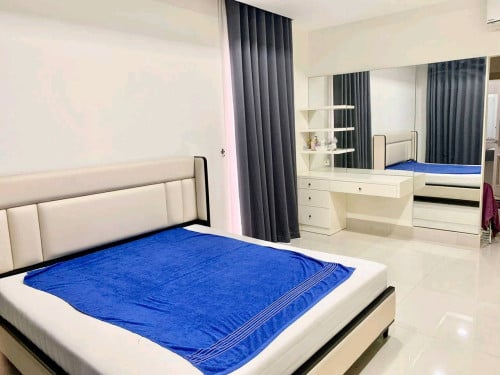 Queen Villa Corner For Rent / Borey Peng Huoth Bueng Snor