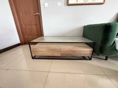 Second- hand Tea table/Coffee table