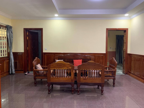 Very Spacious Villa for Rent near Street 271