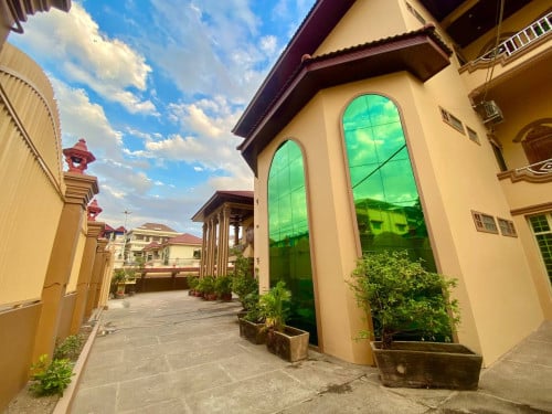 Very Spacious Villa for Rent near Street 271