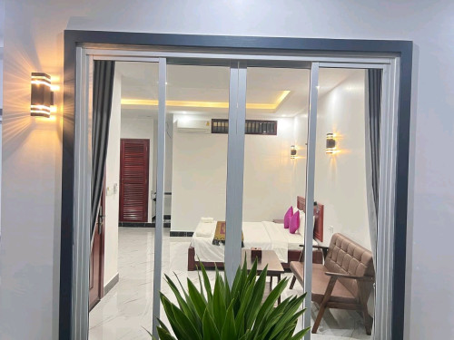 សណ្ឋាគារដាក់លក់ដែលមានទីតាំងស្ថិតនៅក្រុងកែបខេត្តកែប