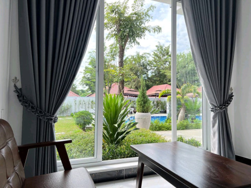 សណ្ឋាគារដាក់លក់ដែលមានទីតាំងស្ថិតនៅក្រុងកែបខេត្តកែប