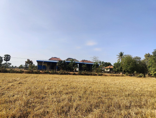 ដីលក់បន្ទាន់