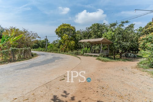 #សម្រាប់លក់ 🏗 ដីទំហំ 4,257 ម៉ែត្រការេ -📍អរិយក្សត្រ, កណ្តាល