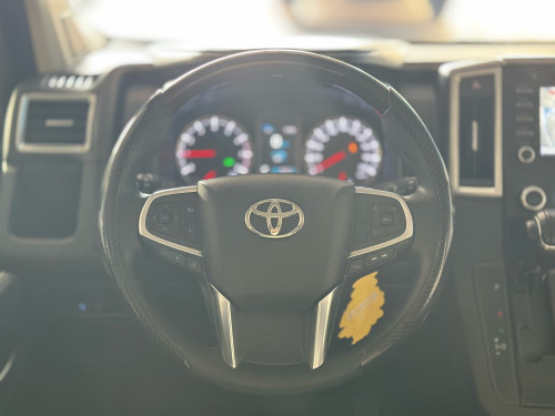 2021 TOYOTA GRANVIA Premium VIP