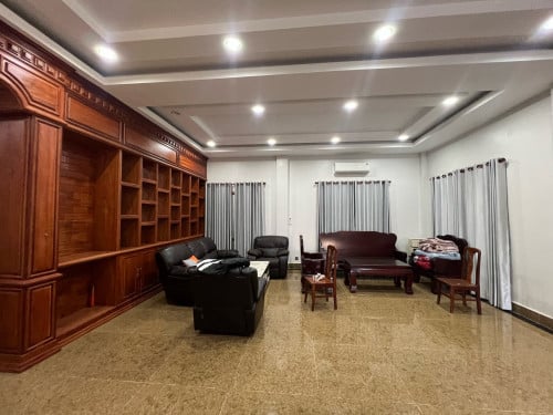8 Bedroom Villa for Rent near AEON2