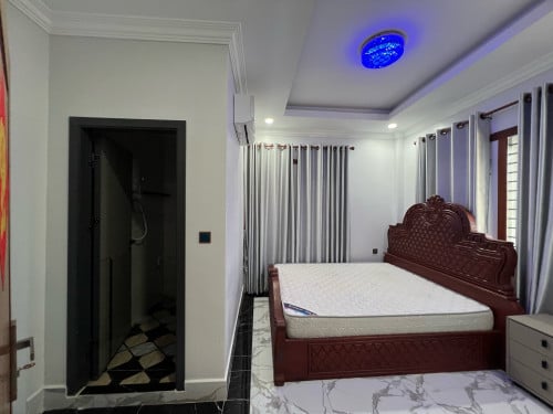 8 Bedroom Villa for Rent near AEON2