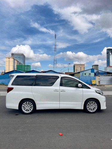 Alphard 013 for rent 1000$