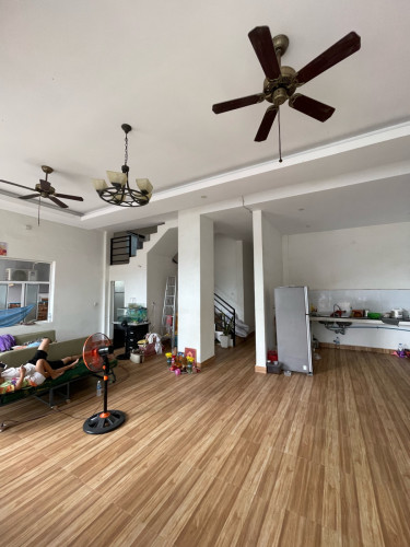 Building for rent