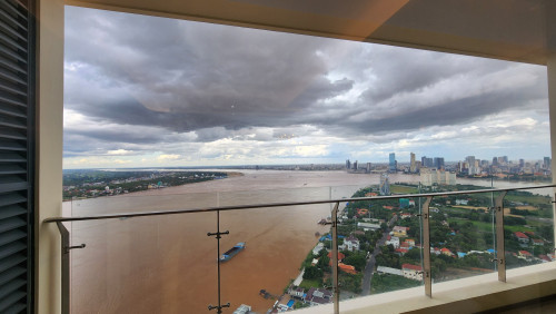 Fully Furnished 3BR Sky Villa of 260 sqm for Sale at $1.02M / Mekong River Views