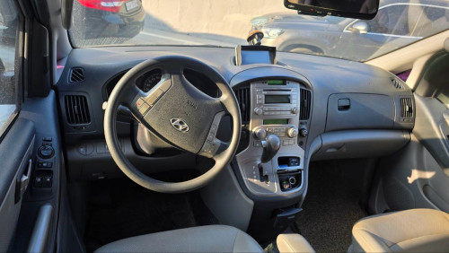Hyundai Starex 2013