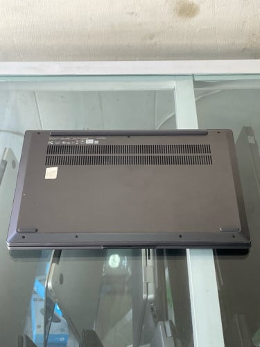 Lenovo ideapad 82SD ci5-1235u 16gb m2 512gb