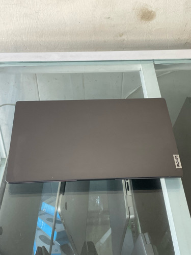 Lenovo ideapad 82SD ci5-1235u 16gb m2 512gb