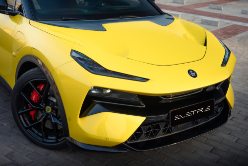 Lotus Eletre 600