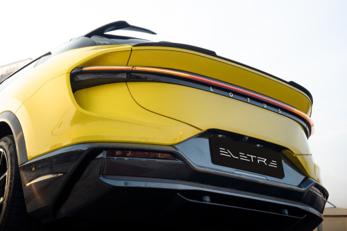 Lotus Eletre 600