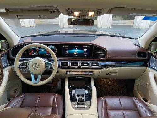 Mercedes Gls 450 2020 up Gls600 2025 full option
