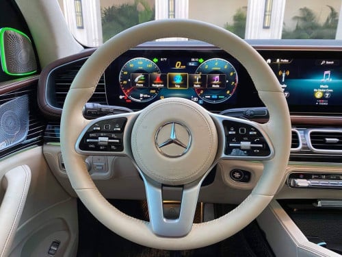 Mercedes Gls 450 2020 up Gls600 2025 full option