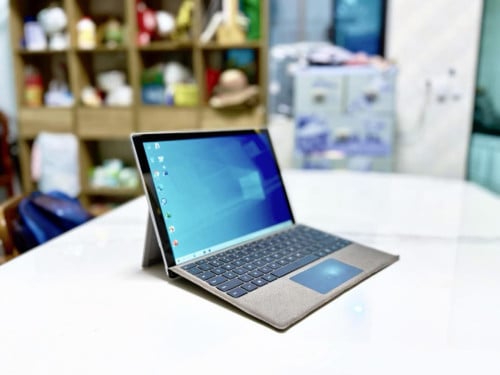 Microsoft Surface Pro 5 7th Core i5 | Ram 8G | SSD 256G