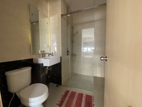 Modern 1-Bedroom Condo with Panoramic City Views