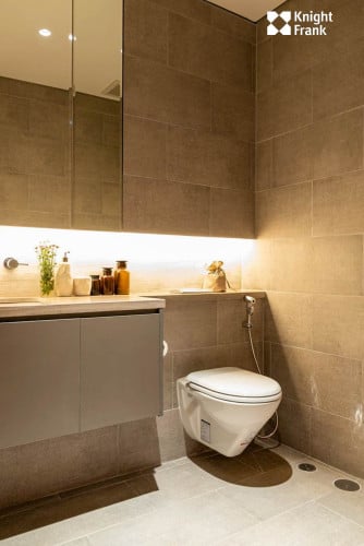 Newly Renovated 1-Bedroom Apartment for Lease-Ref: KHRA10