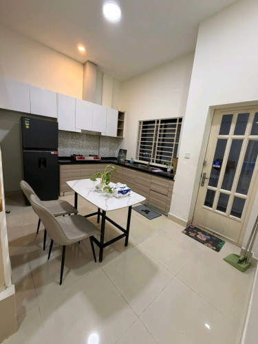 Shophouse For Rent / Borey Peng Huoth Bueng Snor