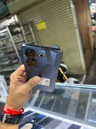 Tecno Camon20pro 256G Ram8G Sim2 global សឹកខ្នង សានុំស្រុីន
