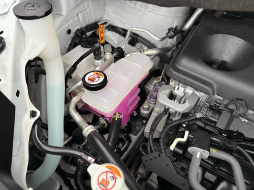 Toyota Alphard 2024 6000km