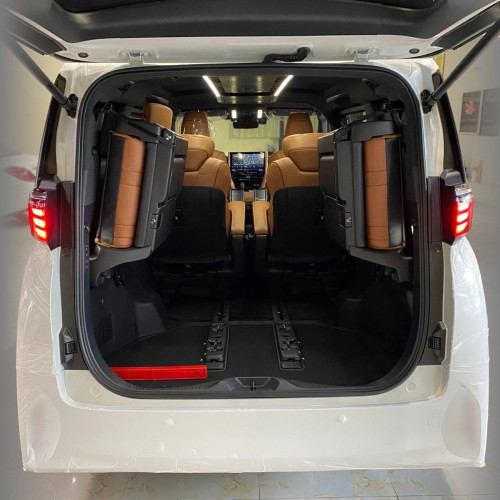 Toyota Alphard 2024 full option ក្រដាស់ពន្ធប្រើបាន3000kmថ្មីដូចខ្លាញ់គោ