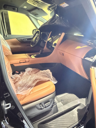 Toyota Alphard 2024 full option ក្រដាស់ពន្ធប្រើបាន5000km