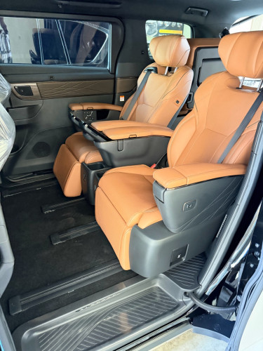 Toyota Alphard 2024 full option ក្រដាស់ពន្ធប្រើបាន5000km